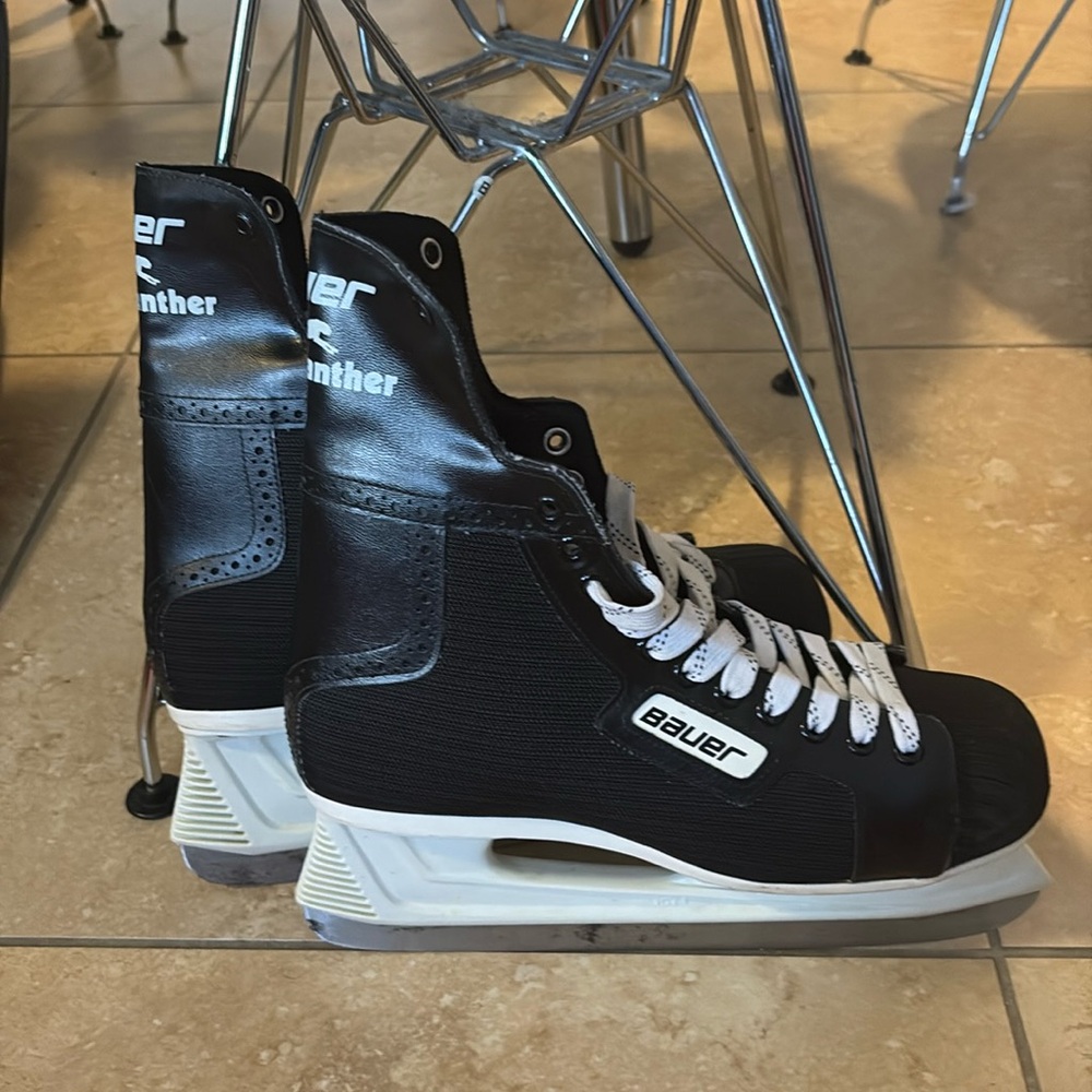 Bauer Black Ice Hockey Skates